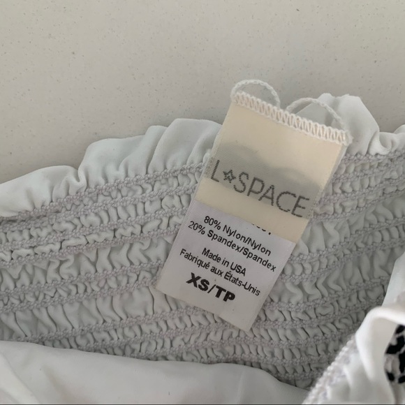 LSPACE off the shoulder bikini top - Picture 3 of 4